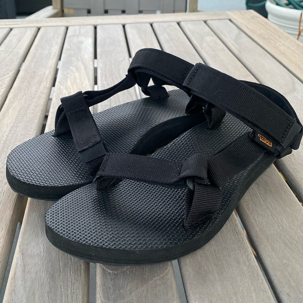 Teva original universal sandals size 7